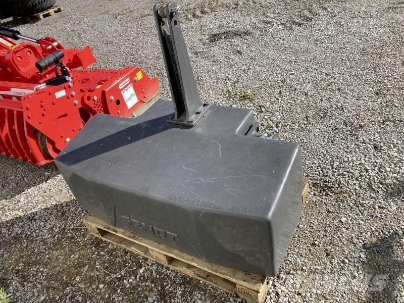 Fendt FRONTGEWICHT 2500 KG Frontgewichten
