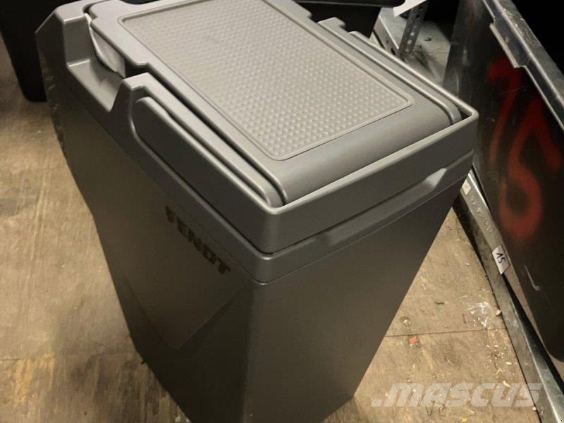 Fendt Kühlbox 600er Vario Diger traktör aksesuarlari