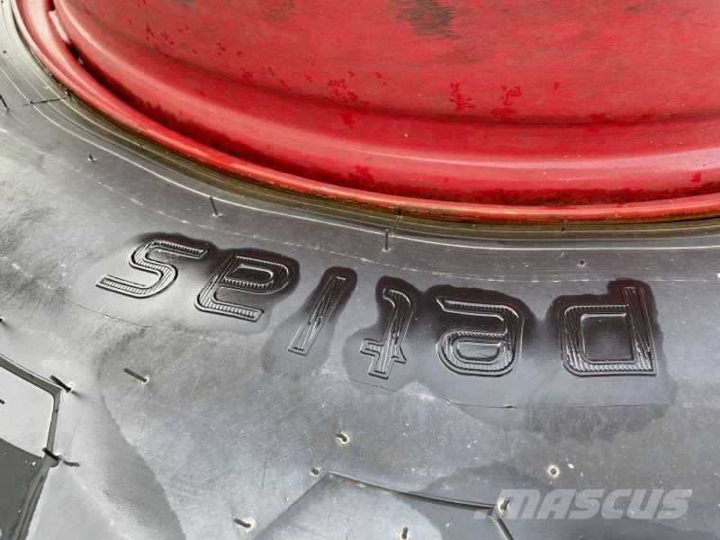 Fendt PETLAS, CEAT 480/70 R38 Gume, točkovi i felne