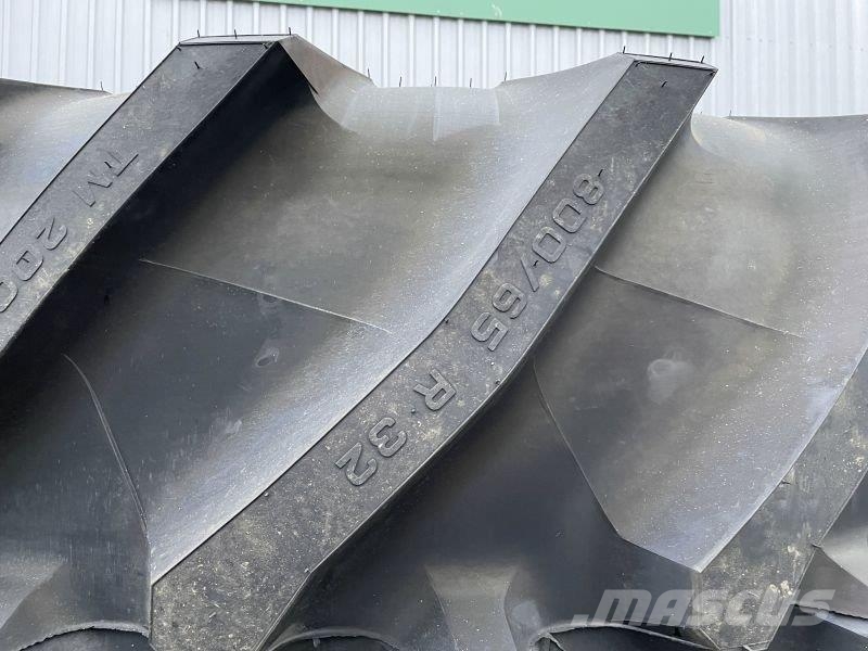 Fendt TRELLEBORG 800/65R32 TM2000 Pneumatiky, kola a ráfky