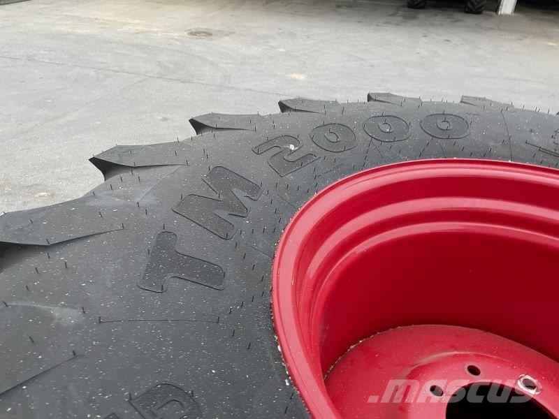 Fendt TRELLEBORG 800/65R32 TM2000 Pneumatiky, kola a ráfky