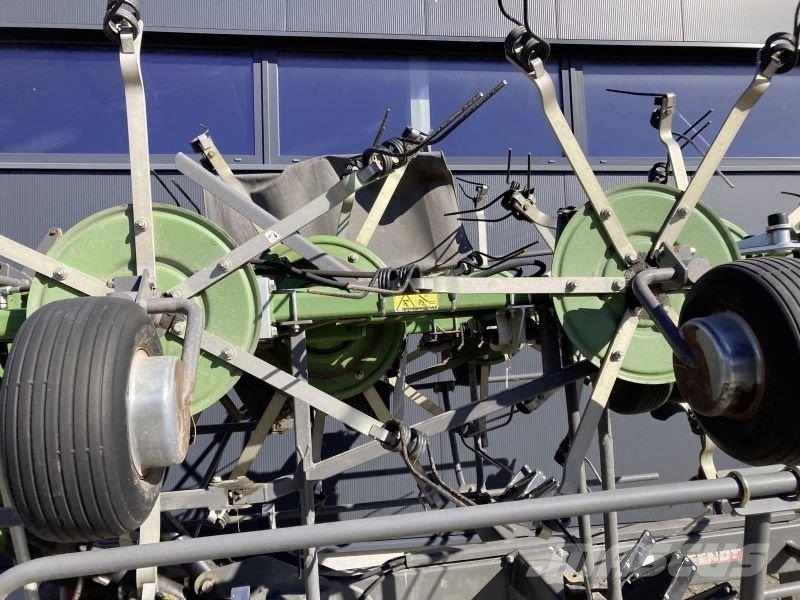 Fendt TWISTER 13010 T Okretači i sakupljači sena