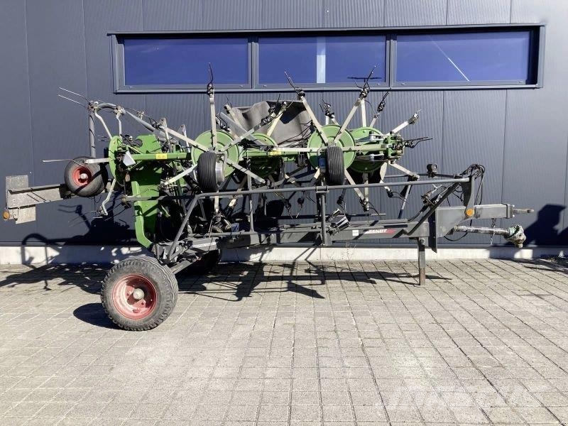 Fendt TWISTER 13010 T Okretači i sakupljači sena
