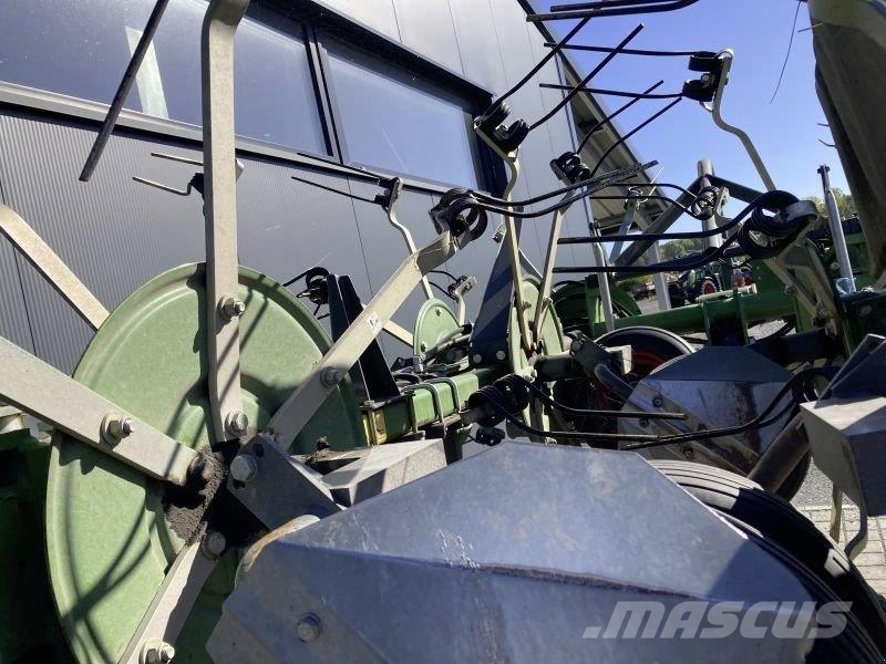 Fendt TWISTER 13010 T Okretači i sakupljači sena