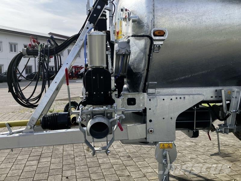 Fliegl 12000 MAXX LINE PLUS Pumper og blandingsmaskiner