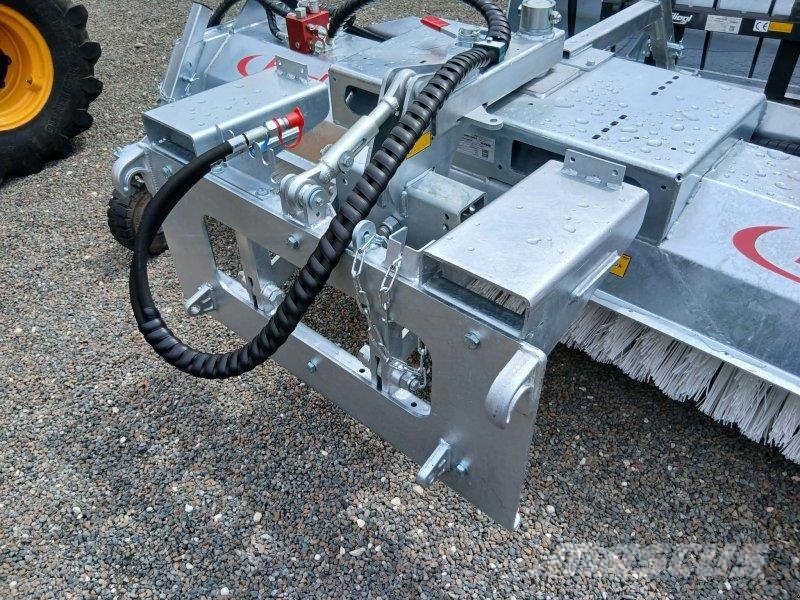 Fliegl Agro-Center Kehrmaschine TYP 600 Cepillos