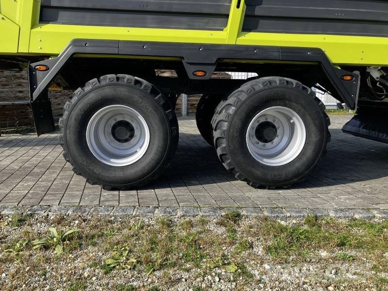 Fliegl CARGOS 8400 Remolques autocargadores