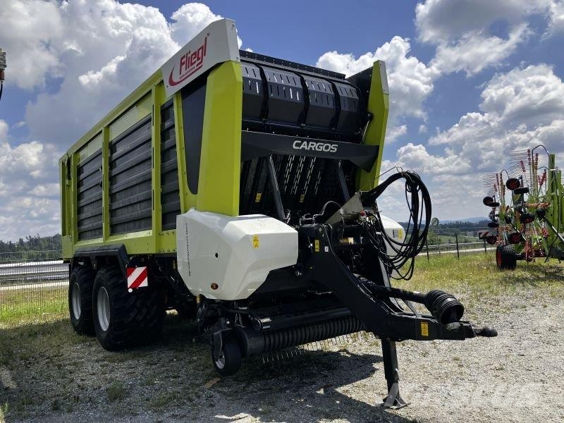 Fliegl CARGOS 8400 Keräävät noukinvaunut ja silppurivaunut