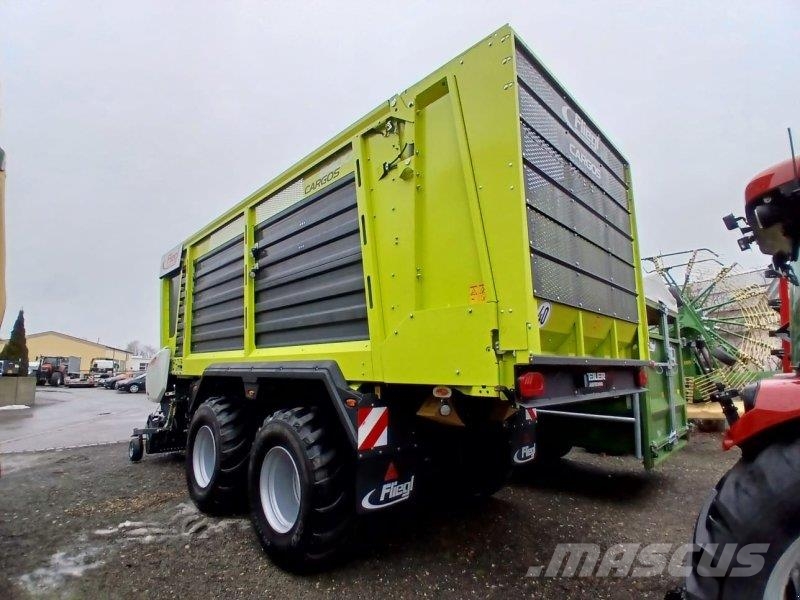 Fliegl CARGOS 8400 Cargocut24 Keräävät noukinvaunut ja silppurivaunut