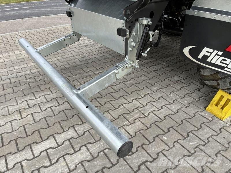 Fliegl CUGO 640 HTW Ladewagen