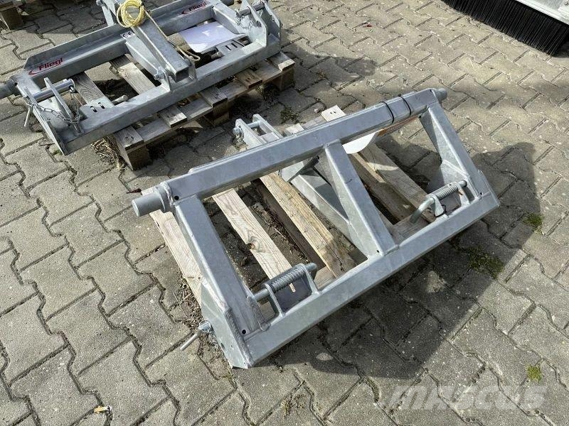 Fliegl DPAFLM000000V 3-PUNKT-ADAPTER Ostala oprema za traktore