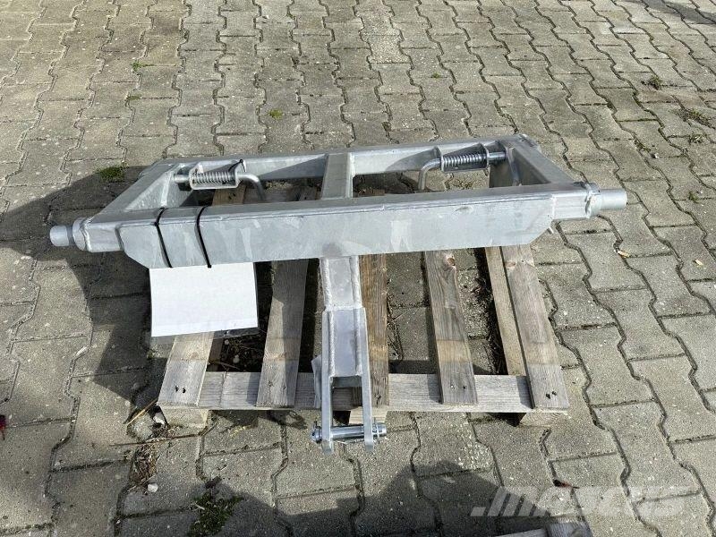 Fliegl DPAFLM000000V 3-PUNKT-ADAPTER Ostala oprema za traktore