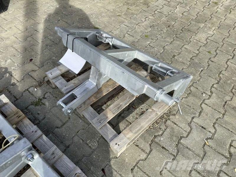 Fliegl DPAFLM000000V 3-PUNKT-ADAPTER Ostala oprema za traktore