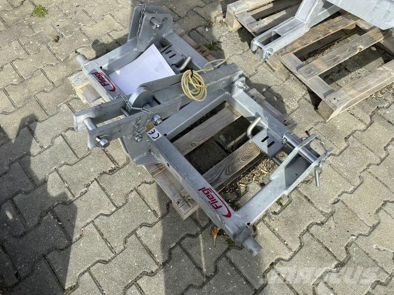 Fliegl DPAFLM000005V 3-PUNKT-ADAPTER Ostala oprema za traktore