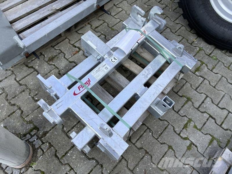 Fliegl FLAFLM000000V FRONTLADERADAPT Etukuormaimen varusteet