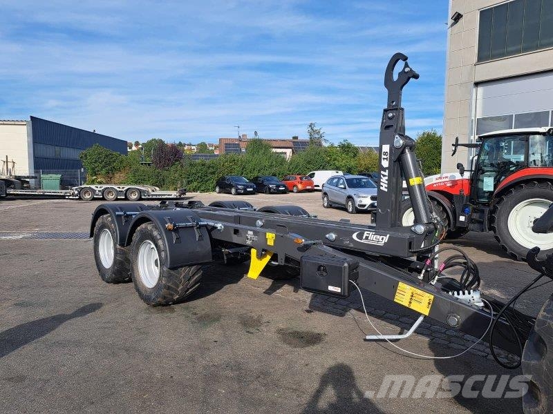 Fliegl HKL 18 مقطورات قلابة