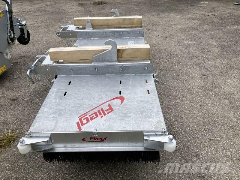 Fliegl KEBFLI250005 LÖWE 2.500MM Šlavimo technika