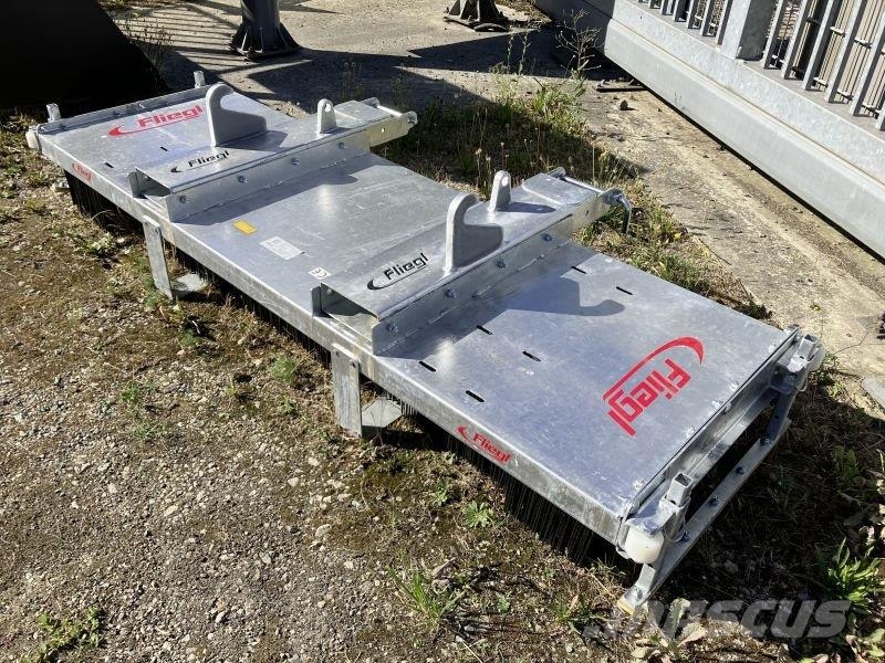 Fliegl KEBFLI250005 LÖWE 2.500MM Priključci za prednji utovarivač