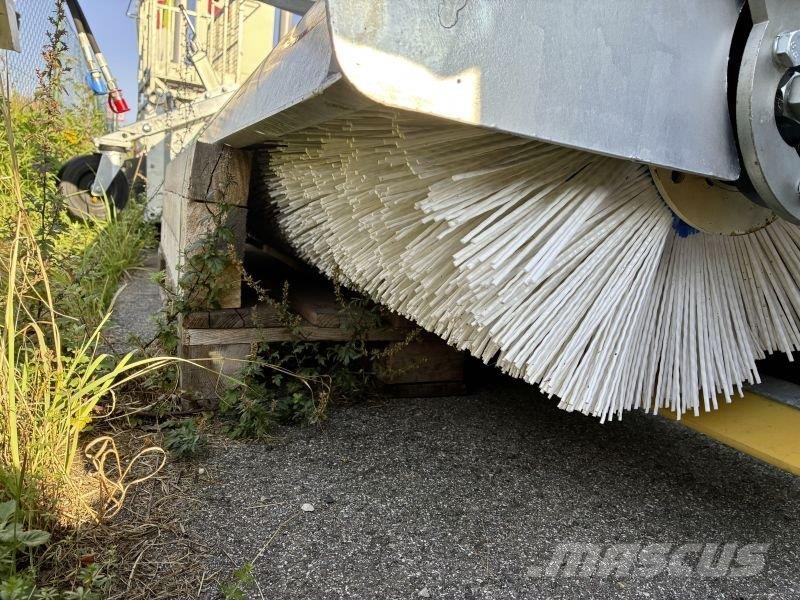 Fliegl KEHECO240000 ECONOMY 2.300MM Mašine za čišćenje