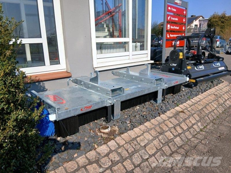 Fliegl Kehrbesen LUCHS 2500 mm Strojevi za metenje