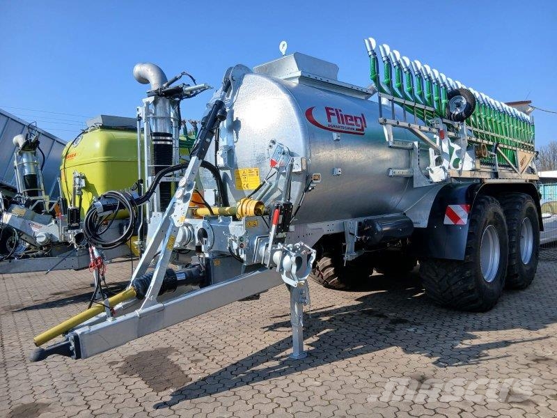 Fliegl PFW 16000 Maxx-Line Plus + Skate 150 Pumpar och omrörare