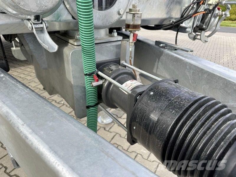 Fliegl PFW 18000 DUO LINE PLUS TANDEM Pumper og røreverk
