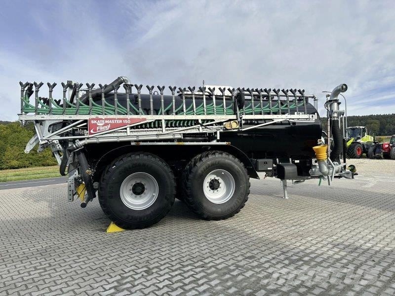 Fliegl PFW 18000 DUO LINE PLUS TANDEM Pumper og røreverk