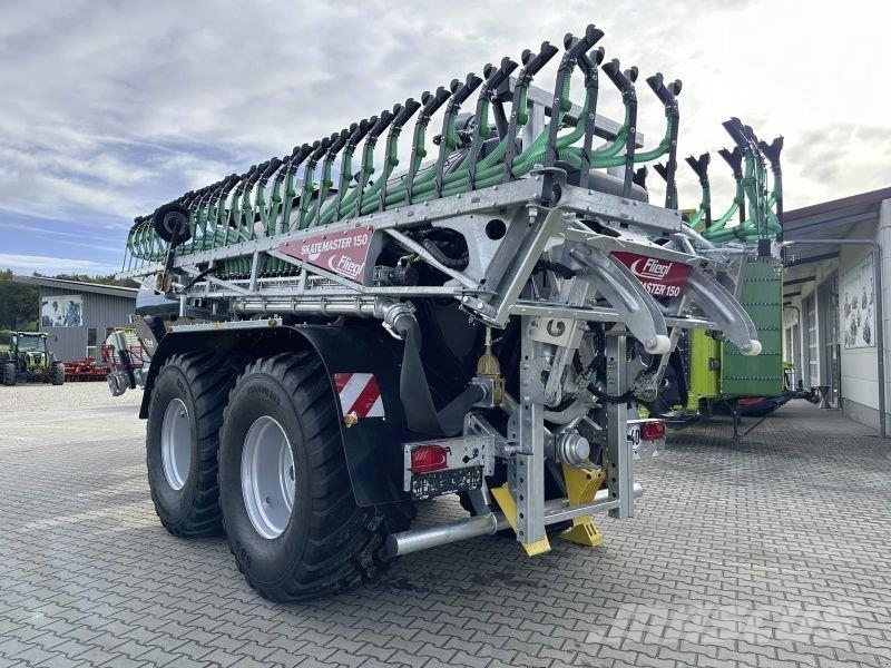 Fliegl PFW 18000 DUO LINE PLUS TANDEM Pumper og røreverk