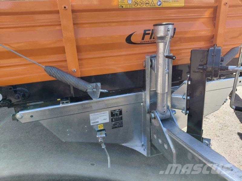 Fliegl TSK 115 Vyklápacie prívesy