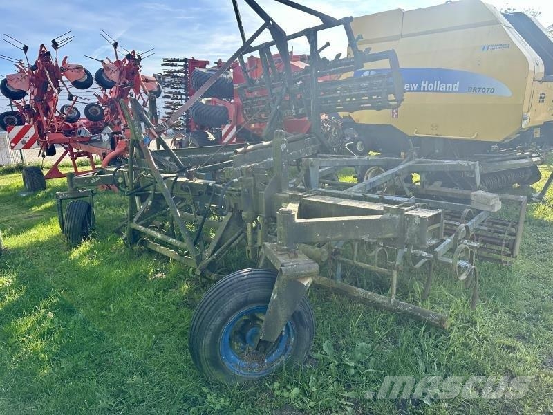 Fortschritt Kombinator T890 Plugovi obrtači