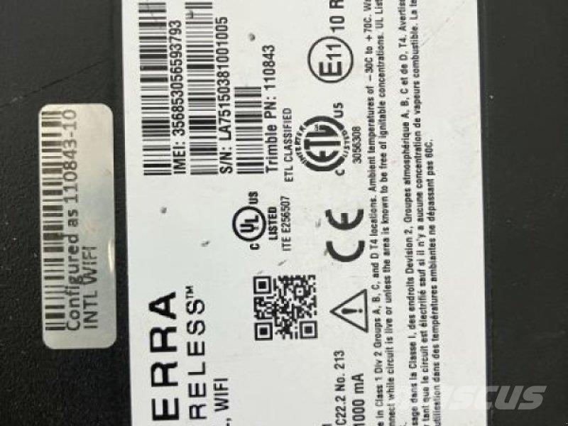 GEBR. TRIMBLE CFX 750 RTK ماكينات زراعية - غير ذلك