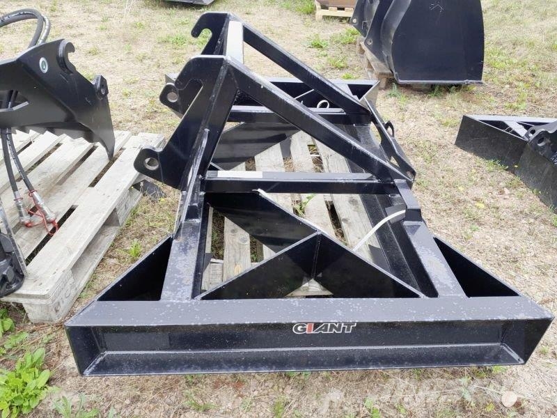 GiANT EGALISIERUNGSRAHMEN 1750 MM フロントローダーアクセサリー・アタッチメント