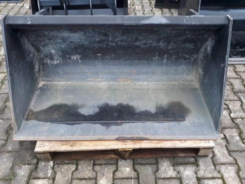 GiANT ERDBAUSCHAUFEL 140 CM 420 L Buckets