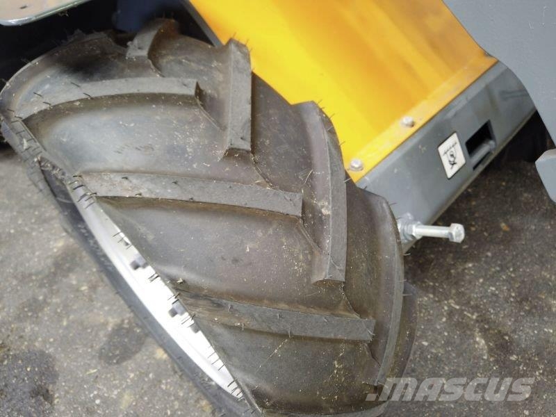 GiANT G1200 HOFLADER Schrankladers