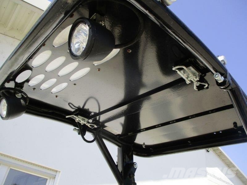 GiANT G1500 #886 لوادر انزلاقية التوجيه