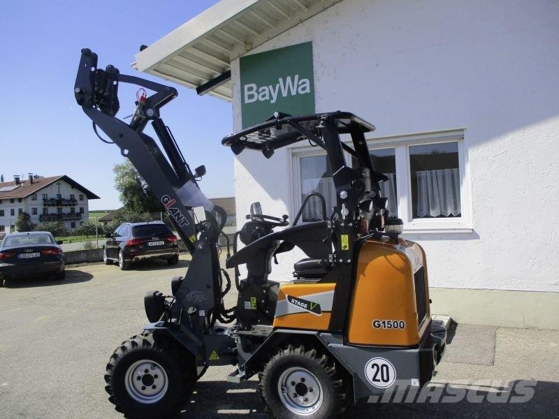 GiANT G1500 #886 لوادر انزلاقية التوجيه