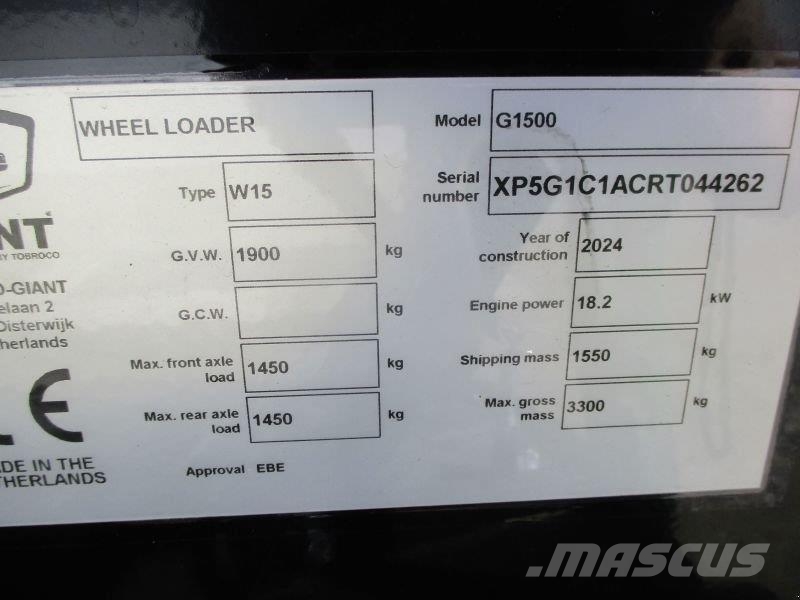 GiANT G1500 #886 لوادر انزلاقية التوجيه