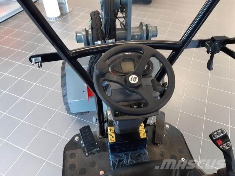 GiANT G2200E GIANT ELEKTRO-HOFLADER Kompaktlader
