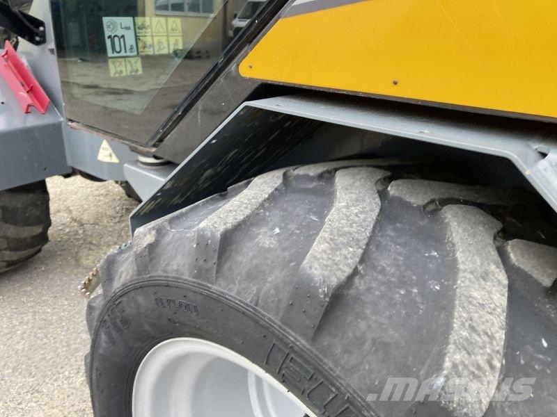 GiANT G3500 TELE Τηλεσκοπικοί ανυψωτές