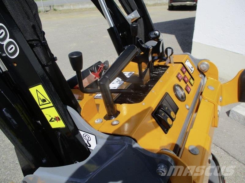 GiANT GS 900 # 888 لوادر انزلاقية التوجيه