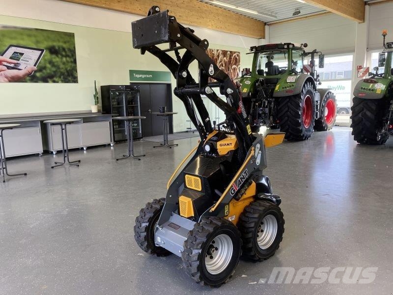 GiANT GS900 Schrankladers