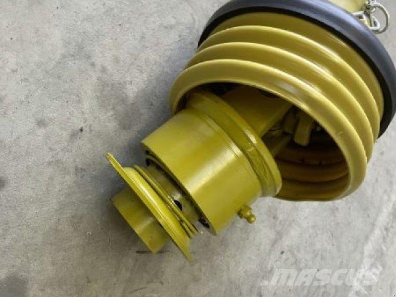 GKN GELENKWELLE W2200- SD15 710F Інші землеоброблювальні машини і додаткове обладнання