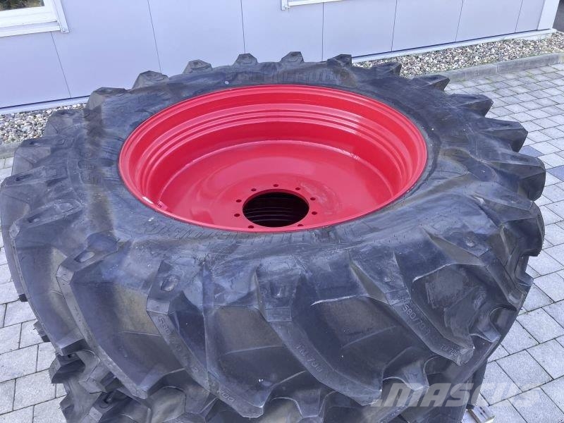Grasdorf 2X 580/70 R42 TM700 الإطارات والعجلات والحافات