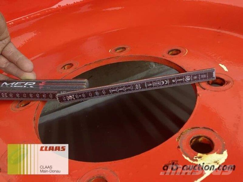 Grasdorf KOMPLETTRÄDER 270/95 R32 Sonstige Landmaschinen