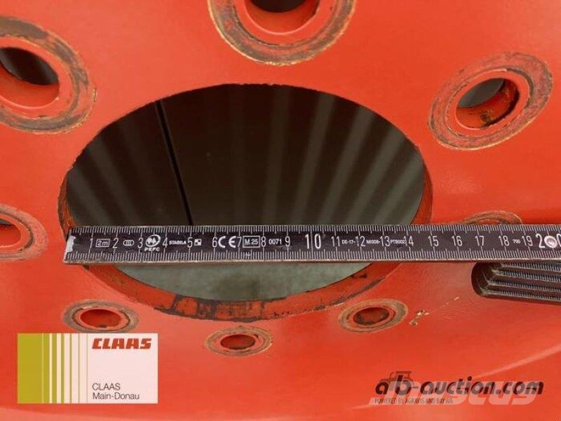 Grasdorf KOMPLETTRÄDER 270/95 R32 Sonstige Landmaschinen