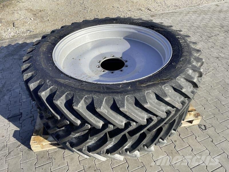 Horsch 380/90R46 CEAT Reifen