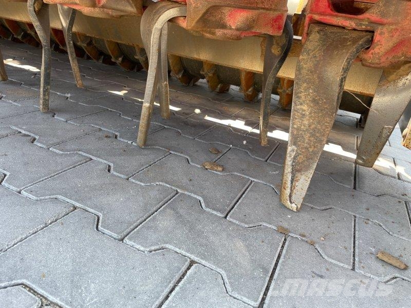 Horsch Express 3 KR مثاقيب مدمجة