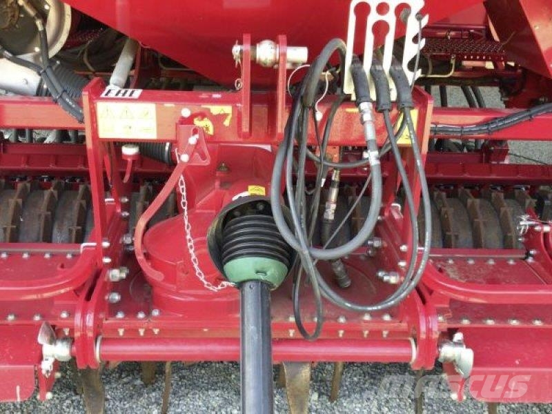 Horsch EXPRESS 3 KR SÄMASCHINE Perforatoare