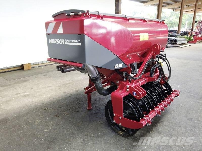 Horsch PARTNER FT HORSCH 1600 مثاقيب