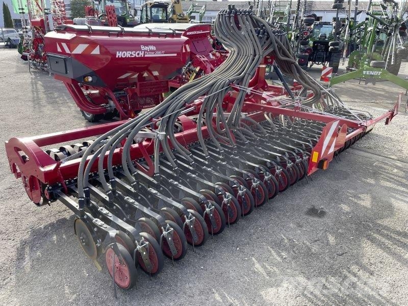 Horsch TARO 6 SL Kylvökoneet